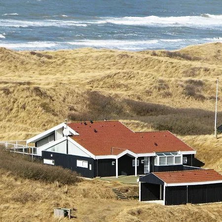 14 Person In Lokken-by Traum * Gronhoj (Nordjylland)