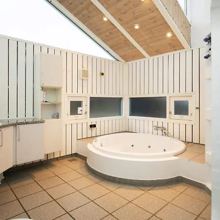 Five-bedroom In Lokken 6 Gronhoj (Nordjylland)