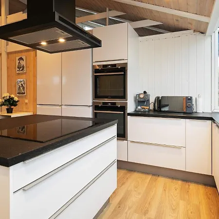 Five-bedroom In Lokken 6 * Gronhoj (Nordjylland)